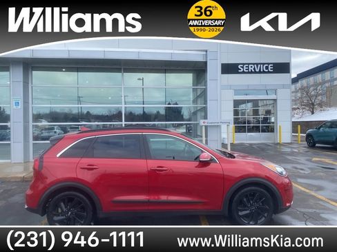 Used 2019 Kia Niro S Touring image 2