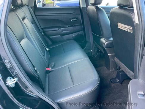 Used 2014 Mitsubishi Outlander Sport SE AWD/4WD image 12