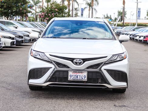 Used 2022 Toyota Camry XSE w/ Carpet Mat Package (TMS) FWD image 2