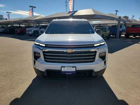 New 2026 Chevrolet Traverse LT image 14
