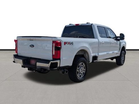 Used 2025 Ford F250 Lariat w/ FX4 Off-Road Package AWD/4WD image 5