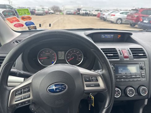 Used 2015 Subaru Forester 2.5i w/ Alloy Wheel Package image 16