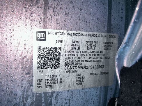 New 2026 Chevrolet Equinox EV LT image 34