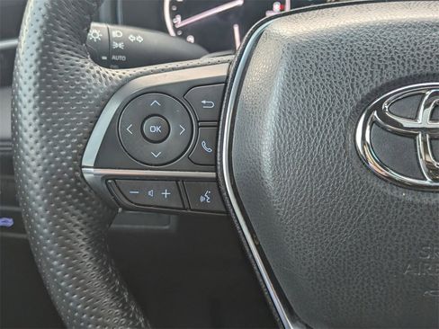 Used 2022 Toyota Avalon Touring image 21