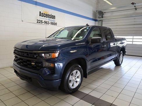 Used 2022 Chevrolet Silverado 1500 Custom image 2