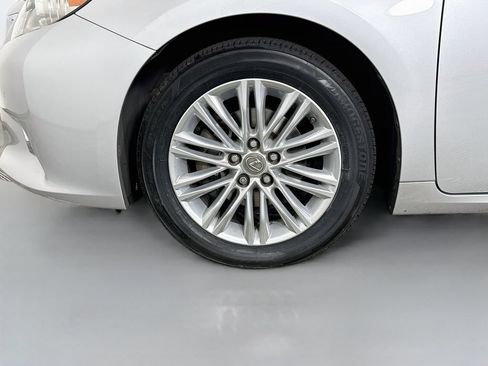 Used 2014 Lexus ES 350 w/ Luxury Package FWD image 33