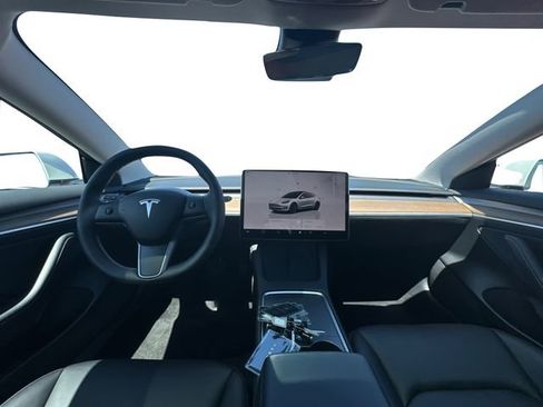 Used 2023 Tesla Model 3 Standard Range RWD image 18