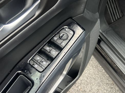 Used 2024 Nissan Pathfinder SL w/ Cargo Package AWD/4WD image 15