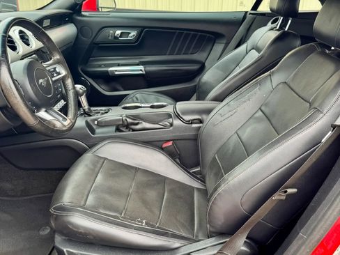 Used 2016 Ford Mustang GT Premium w/ Equipment Group 401A RWD image 17
