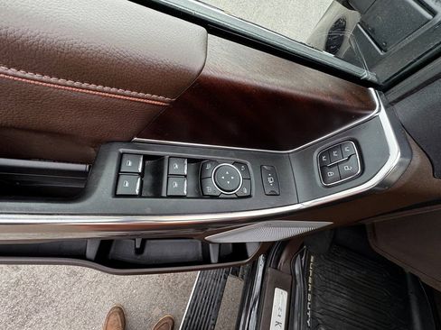 Used 2025 Ford F250 King Ranch w/ Tremor Off-Road Package AWD/4WD image 18