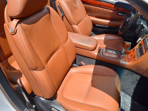 Used 2006 Lexus SC 430 Convertible image 40