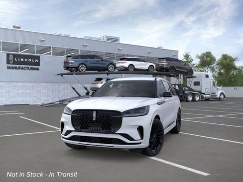 New 2026 Lincoln Aviator Reserve image 2
