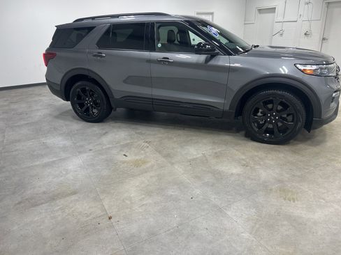 Used 2023 Ford Explorer ST-Line w/ Class IV Trailer Tow Package image 5