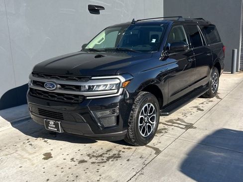 Used 2024 Ford Expedition Max XLT image 1