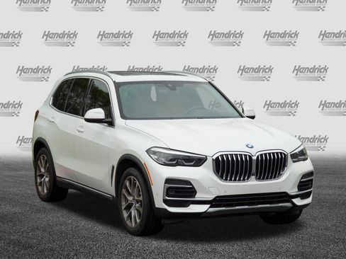 Certified 2023 BMW X5 sDrive40i w/ Premium Package RWD image 2