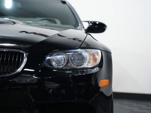 Used 2011 BMW M3 Sedan image 10