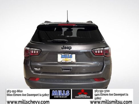 Used 2018 Jeep Compass Latitude w/ Popular Equipment Group AWD/4WD image 6