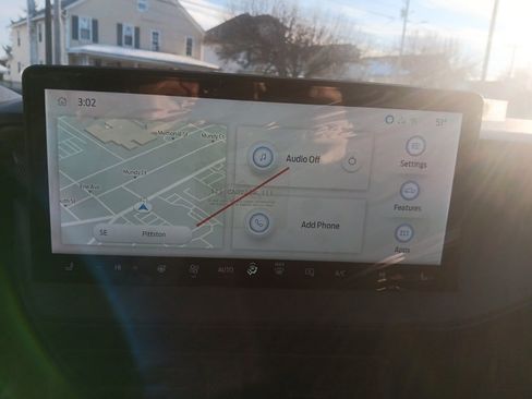 New 2025 Ford Maverick Lariat w/ Black Appearance Package image 34