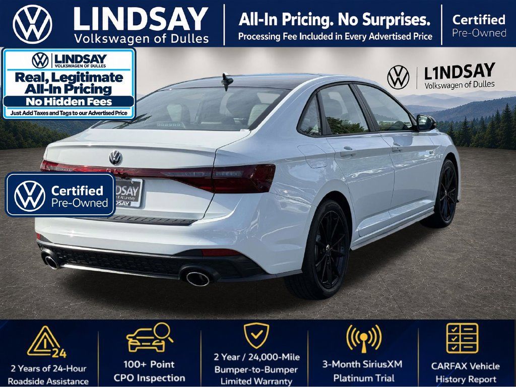 Used 2026 Volkswagen Jetta GLI Autobahn FWD image 8