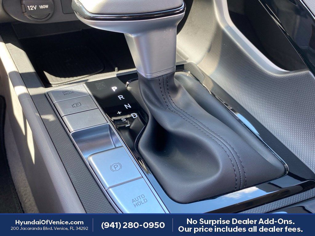 Certified 2026 Hyundai Elantra SEL Sport Premium FWD image 34