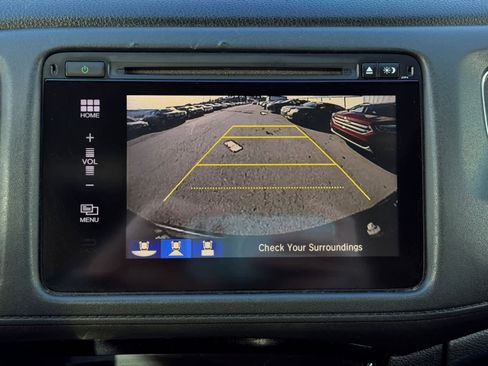 Used 2017 Honda HR-V EX image 19