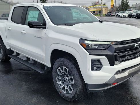 New 2026 Chevrolet Colorado Z71 AWD/4WD image 2