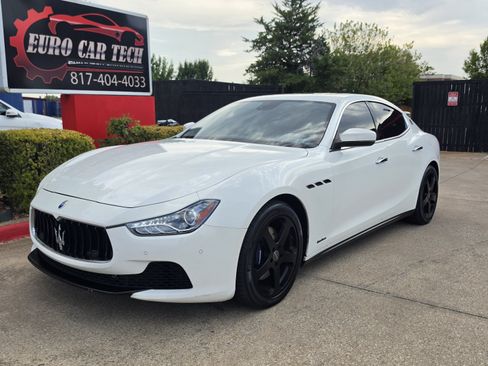 Used 2017 Maserati Ghibli w/ Blu, Zegna Edition Upholstery RWD image 1