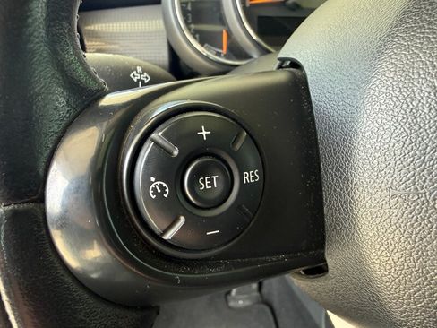 Used 2014 MINI Cooper 2-Door Hardtop FWD image 21