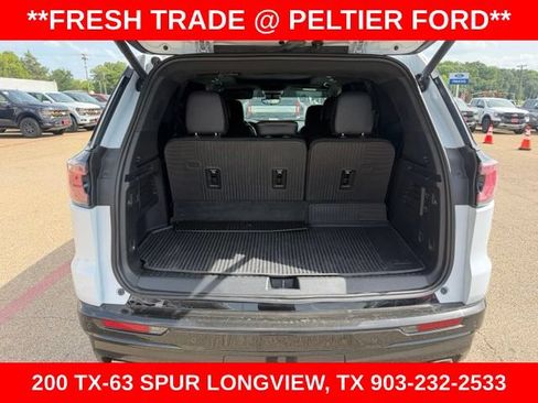 Used 2026 GMC Acadia Denali Ultimate w/ LPO, Floor Liner Package AWD/4WD image 13