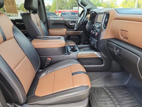 Used 2020 Chevrolet Silverado 2500 High Country w/ Z71 Off-Road Package AWD/4WD image 9