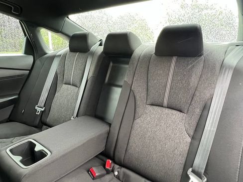 Used 2024 Honda Accord Sport image 32