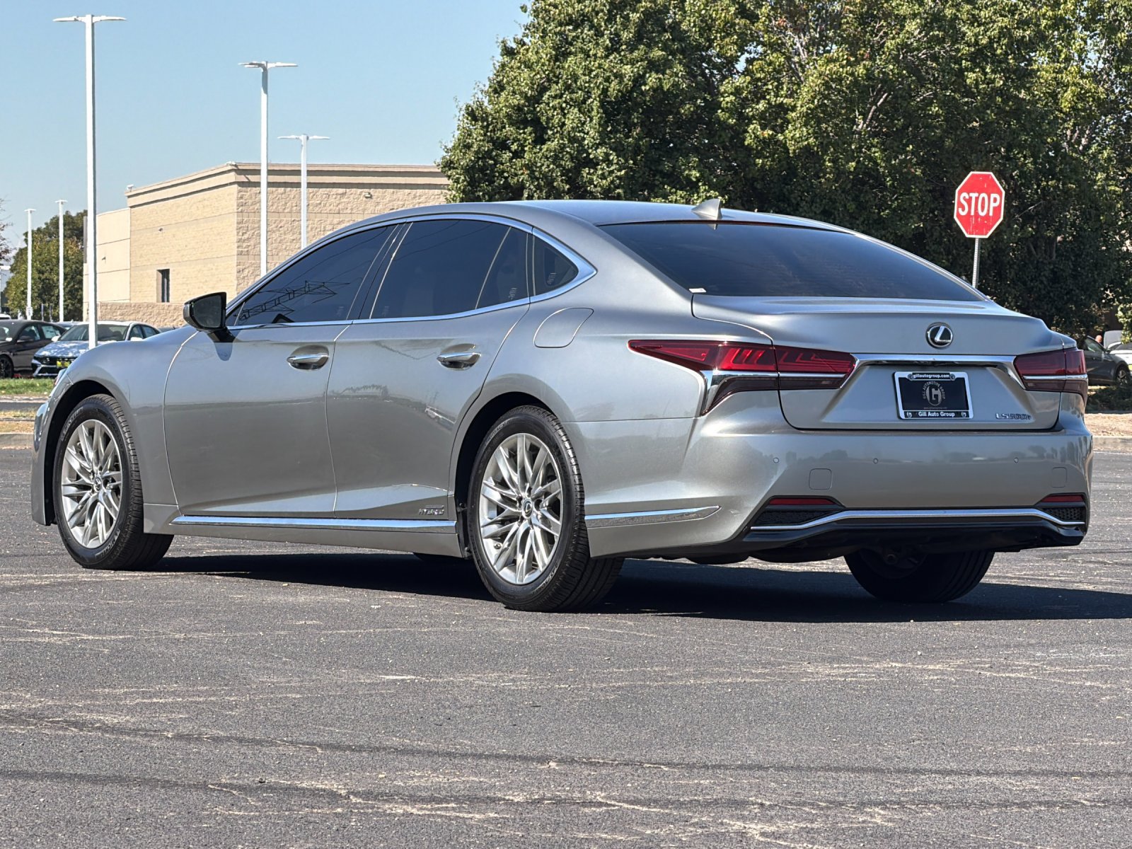 Used 2018 Lexus LS 500h w/ Interior Upgrade Package RWD image 6