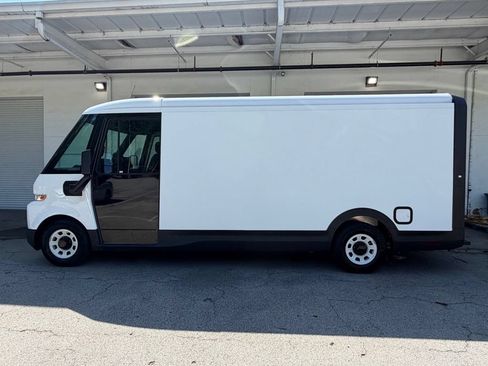 Used 2024 Chevrolet Brightdrop 600 w/ Commercial Equipment Package AWD/4WD image 3