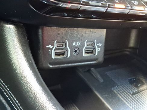 Used 2022 Dodge Durango GT image 25