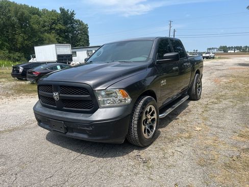 Used 2015 RAM 1500 Tradesman w/ Popular Equipment Group RWD image 3