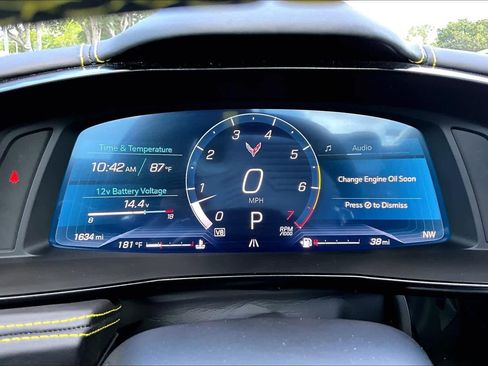 Used 2025 Chevrolet Corvette Stingray Premium Conv w/ 3LT RWD image 21