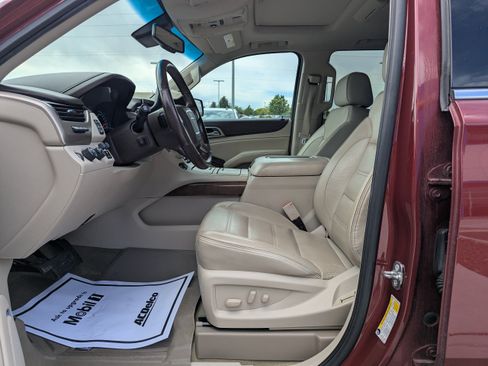Used 2018 GMC Yukon Denali w/ Denali Ultimate Package AWD/4WD image 13