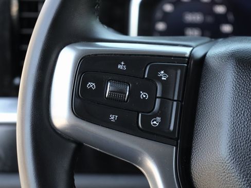 Used 2025 Chevrolet Silverado 2500 LT w/ Convenience Package image 21