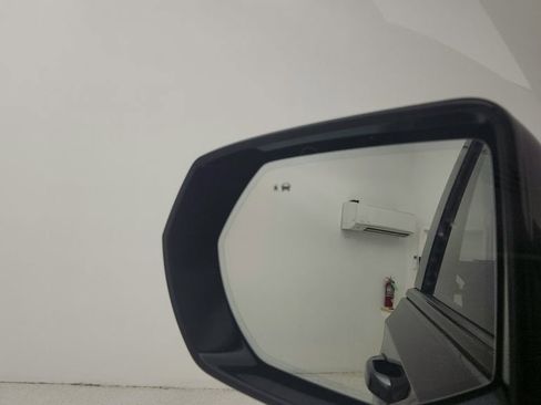 Used 2024 Chevrolet Tahoe Z71 w/ Off-Road Capability Package image 19