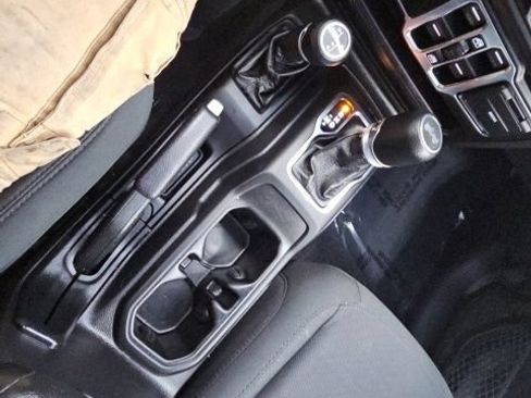 Used 2021 Jeep Wrangler Unlimited Sport AWD/4WD image 21