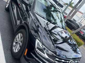 Used 2018 Volkswagen Tiguan SE video 2