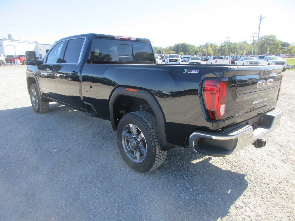 New 2026 GMC Sierra 3500 SLE w/ SLE Value Package AWD/4WD image 7