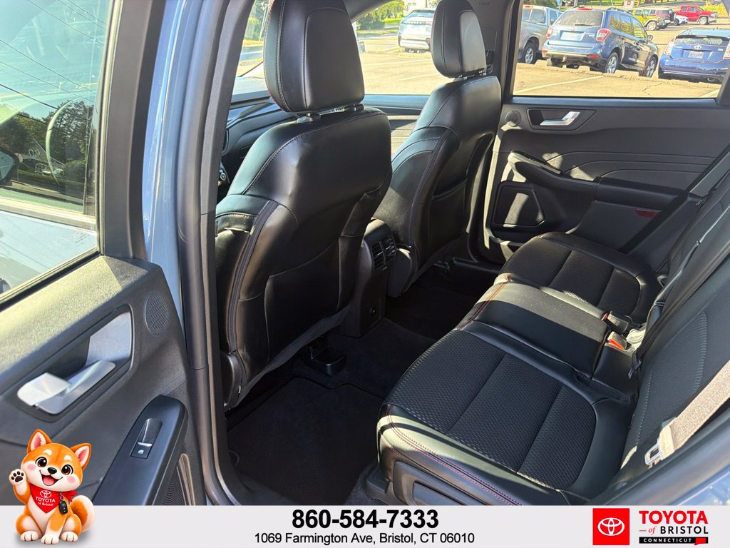 Used 2024 Ford Escape ST-Line Select w/ Tech Pack #2 AWD/4WD image 29