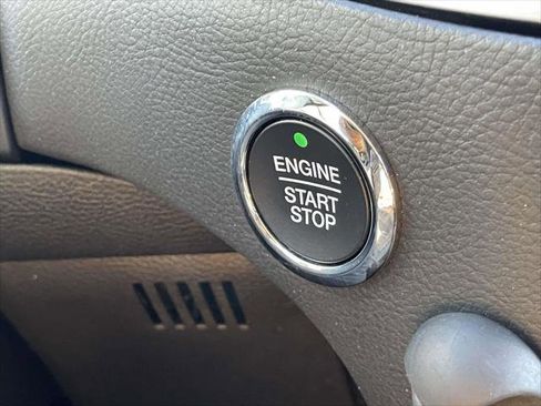 Used 2019 Ford Edge SEL w/ Equipment Group 201A image 24