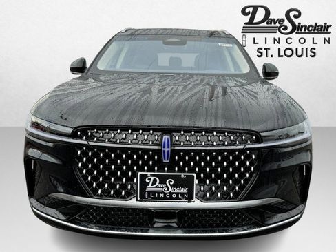 Used 2024 Lincoln Nautilus Reserve w/ Equipment Group 202A image 2