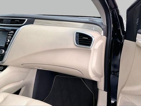 Used 2018 Nissan Murano Platinum FWD image 19