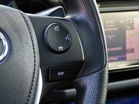 Used 2015 Toyota Corolla LE Premium FWD image 23