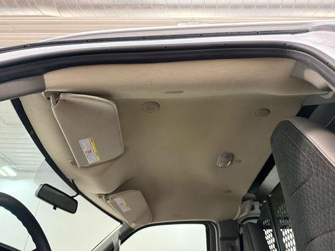 Used 2024 GMC Savana 2500 w/ Driver Convenience Package image 10