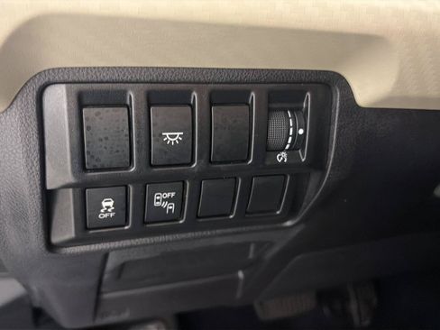 Used 2020 Subaru Ascent Premium AWD/4WD image 13