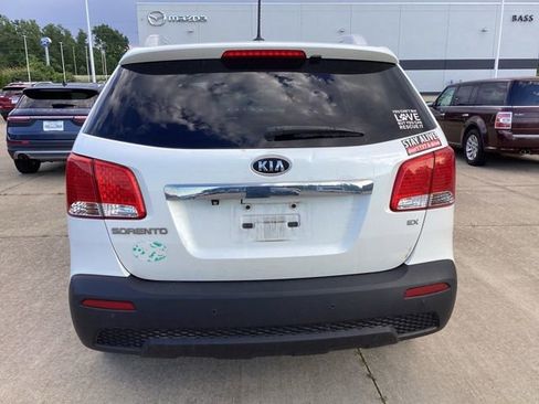 Used 2011 Kia Sorento EX w/ Premium Pkg FWD image 11